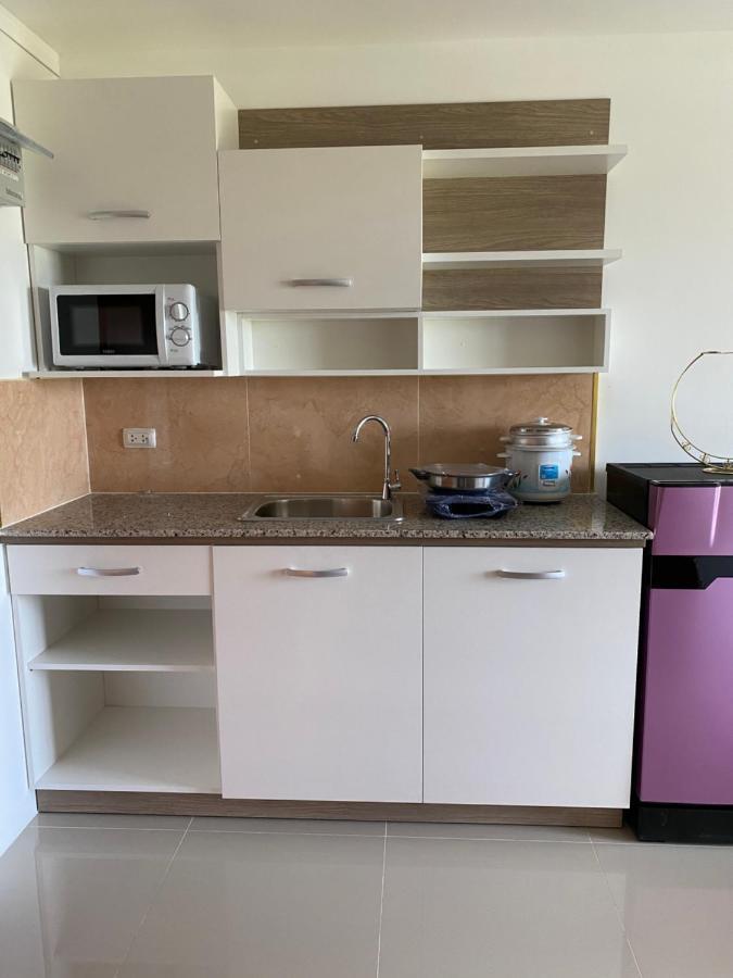 Trio Gems Condo, Pattaya Thailand หาดจอมเทียน ภายนอก รูปภาพ