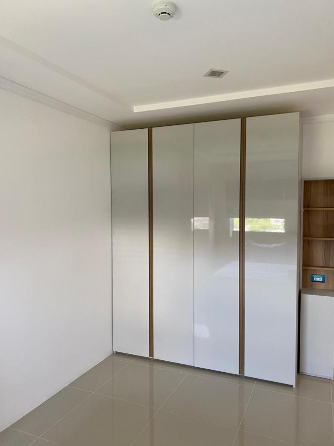 Trio Gems Condo, Pattaya Thailand หาดจอมเทียน ภายนอก รูปภาพ