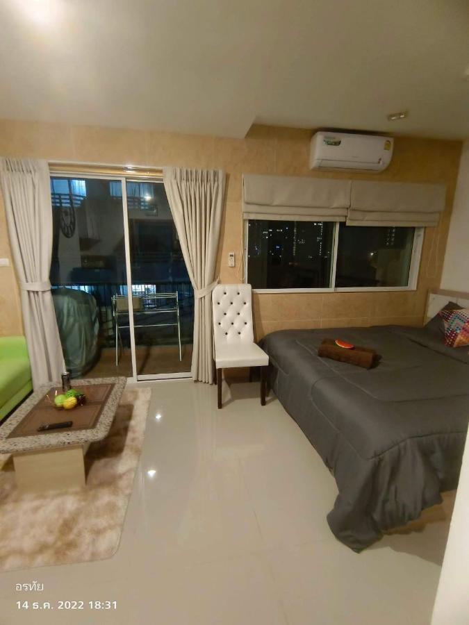 Trio Gems Condo, Pattaya Thailand หาดจอมเทียน ภายนอก รูปภาพ