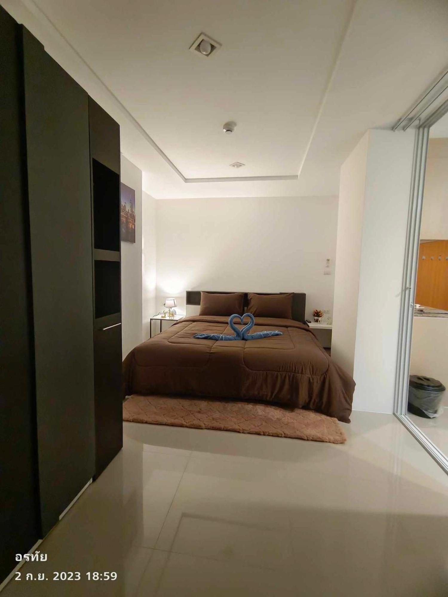 Trio Gems Condo, Pattaya Thailand หาดจอมเทียน ภายนอก รูปภาพ