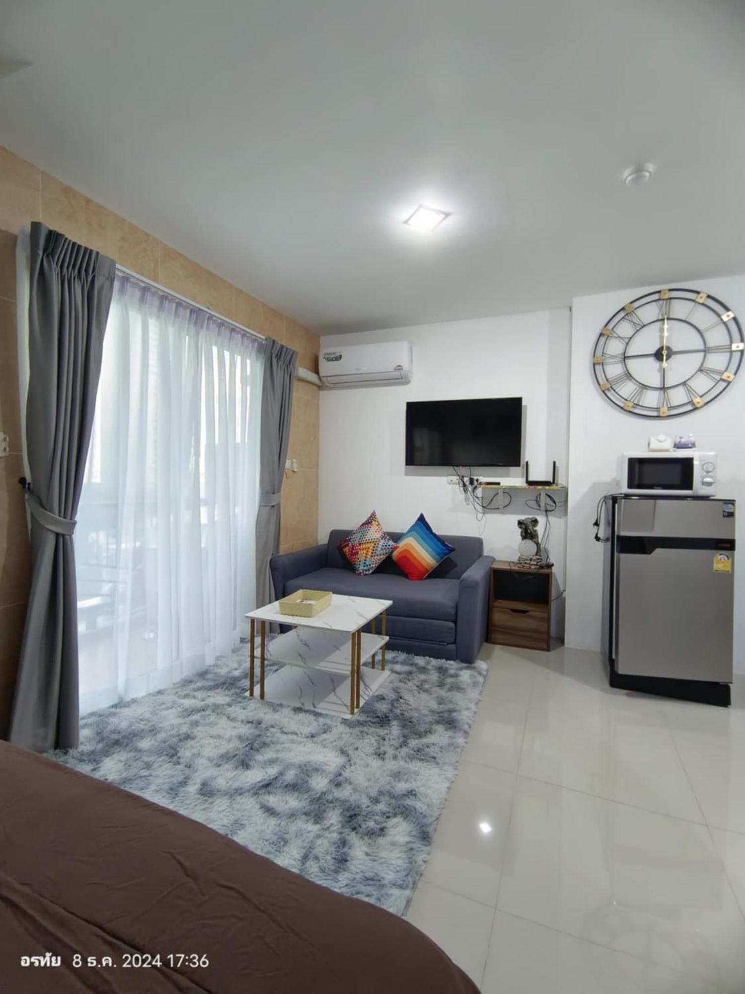Trio Gems Condo, Pattaya Thailand หาดจอมเทียน ภายนอก รูปภาพ